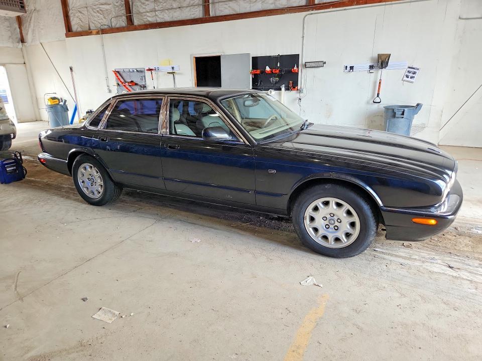 2003 JAGUAR XJ8 — Фото 4 из 12