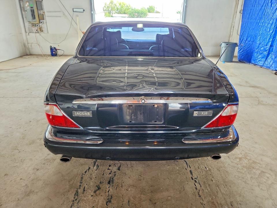 2003 JAGUAR XJ8 — Фото 6 из 12
