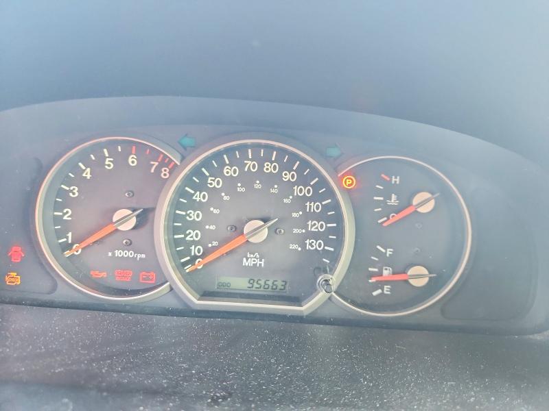 2003 KIA SEDONA LX — Фото 9 из 13