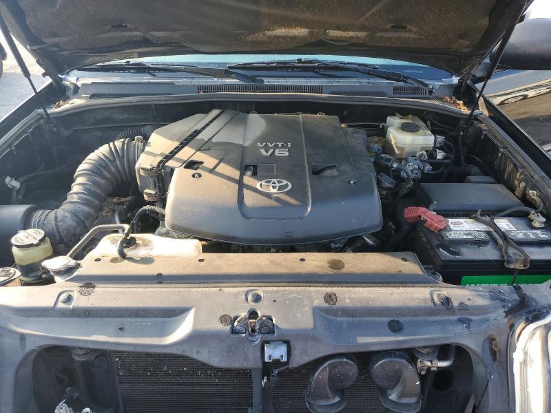 2003 TOYOTA 4RUNNER SR5 — Фото 12 из 13