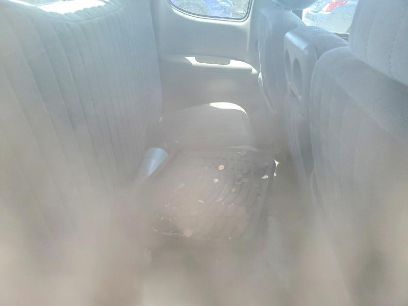 2003 TOYOTA TUNDRA SR5 — Фото 10 из 12
