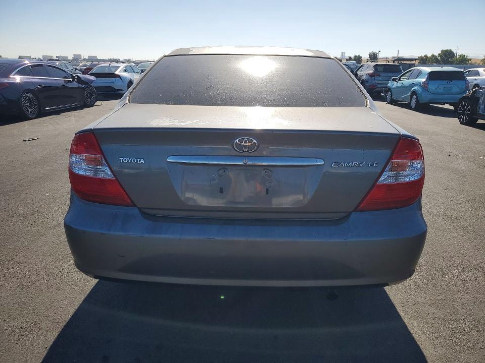 4T1BE32K33U756215 2003 TOYOTA CAMRY photo no. 6