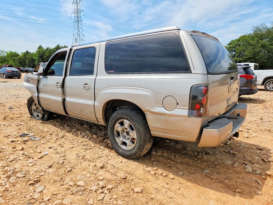 2004 CADILLAC ESCALADE ESV — Фото 2 из 13
