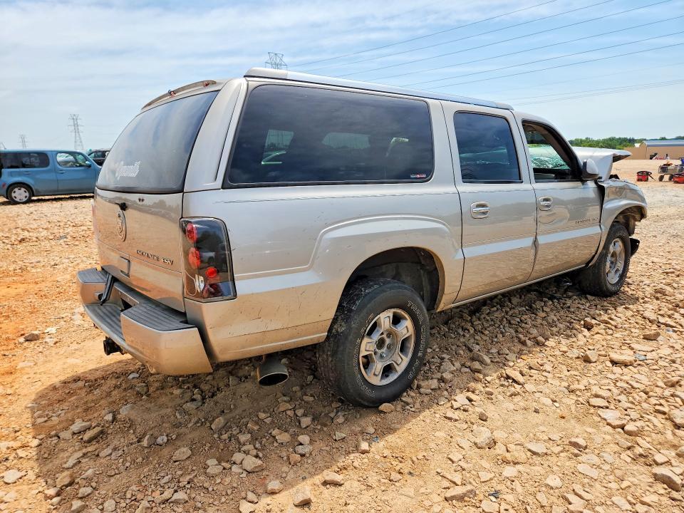 2004 CADILLAC ESCALADE ESV — Фото 3 из 13