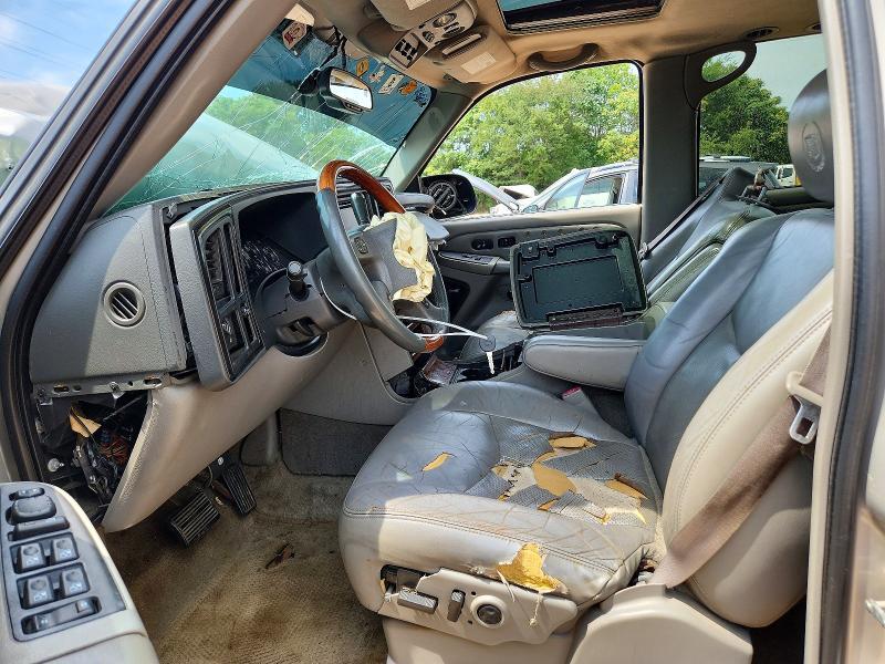 2004 CADILLAC ESCALADE ESV — Фото 7 из 13