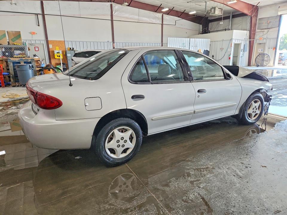 2004 CHEVROLET CAVALIER — Фото 3 из 13