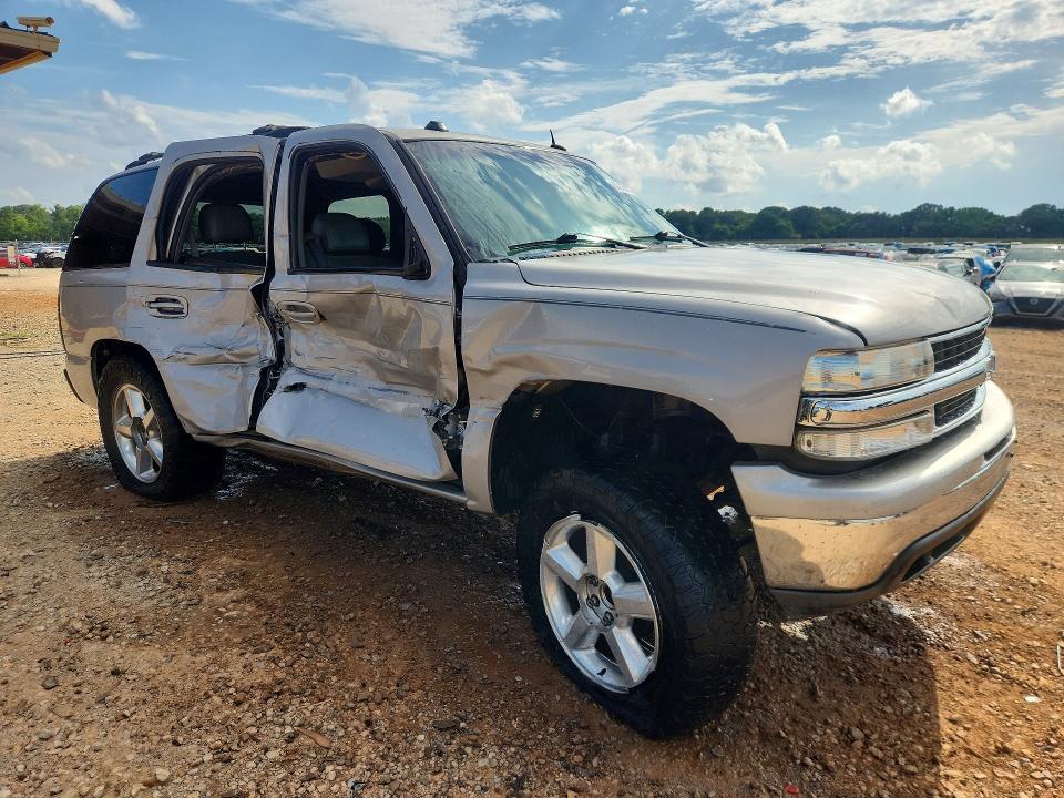 1GNEC13Z04J321590 2004 CHEVROLET TAHOE photo no. 4