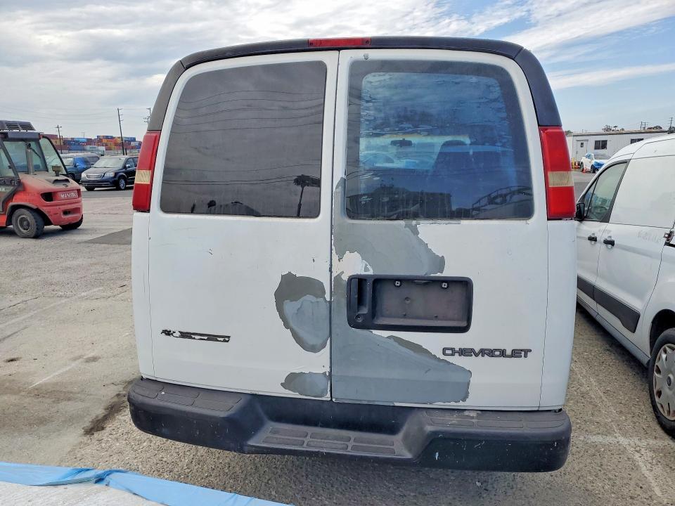 1GCFG15X241108413 2004 CHEVROLET EXPRESS 1500 photo no. 6