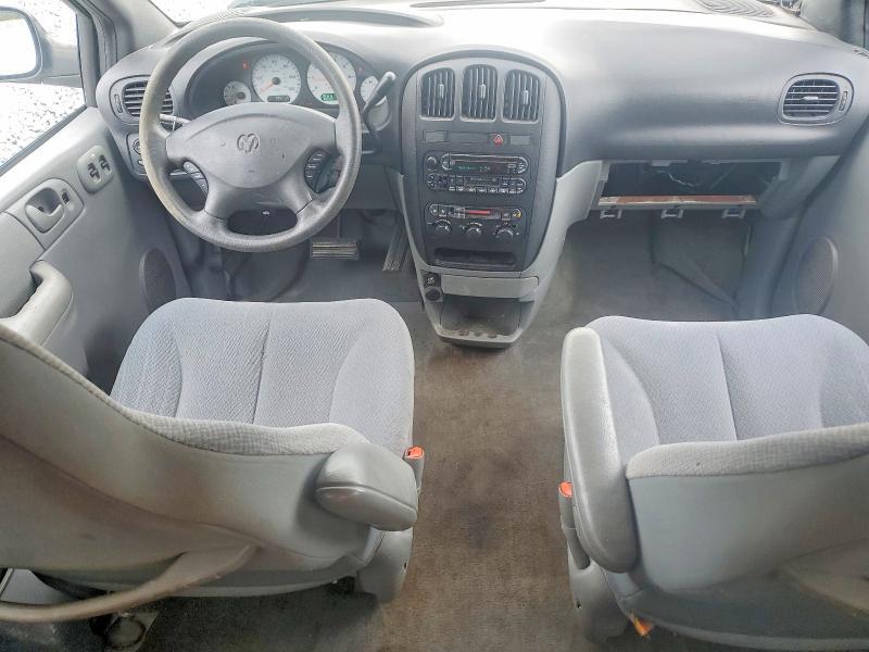 2004 DODGE GRAND CARAVAN SE — Фото 8 из 13