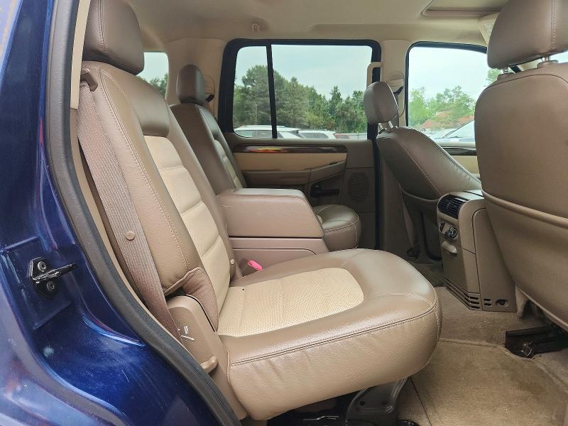 1FMZU64WX4UA08193 2004 FORD EXPLORER photo no. 11