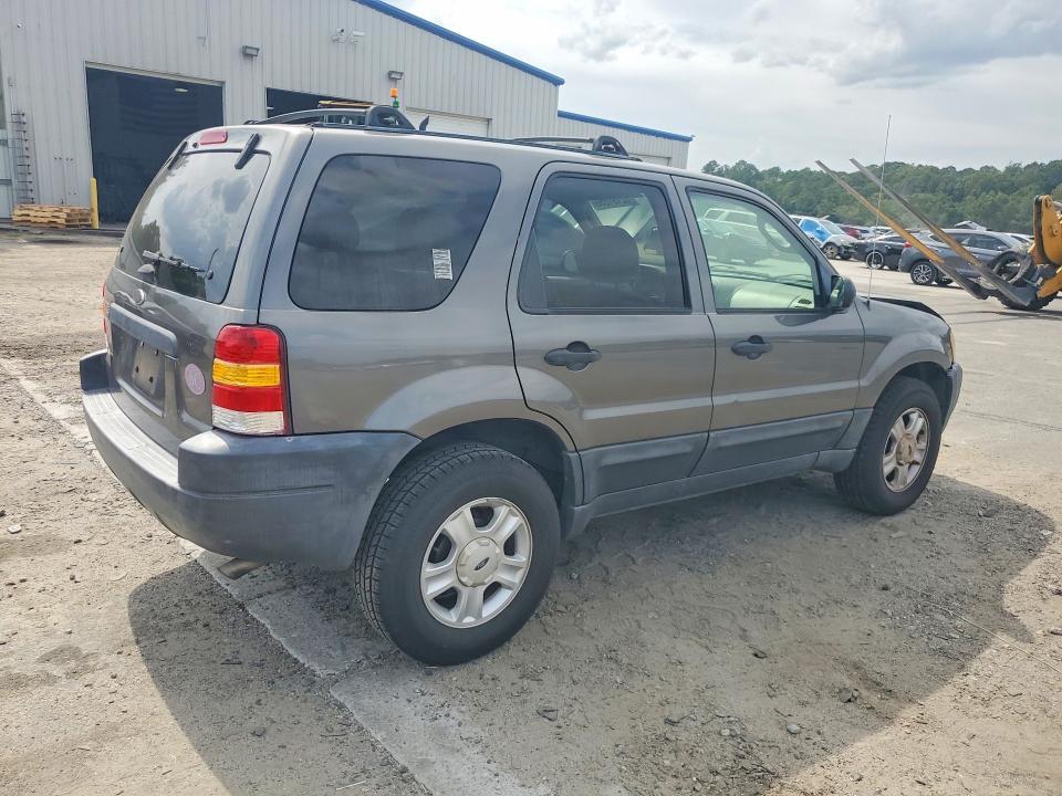 2004 FORD ESCAPE XLT — Фото 3 из 12