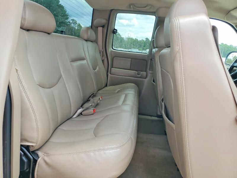 2004 GMC NEW SIERRA C1500 — Фото 10 из 12