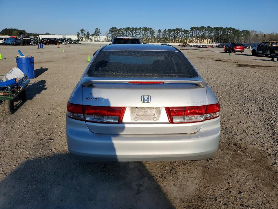 2004 HONDA ACCORD LX — Фото 6 из 12