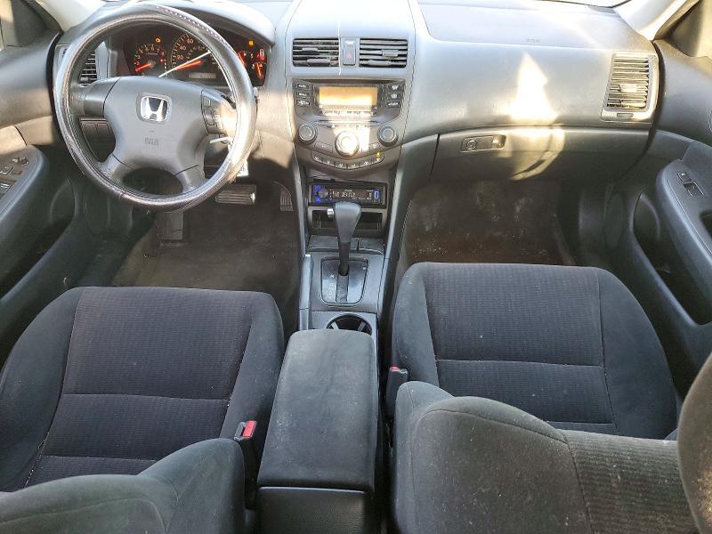 2004 HONDA ACCORD LX — Фото 8 из 12