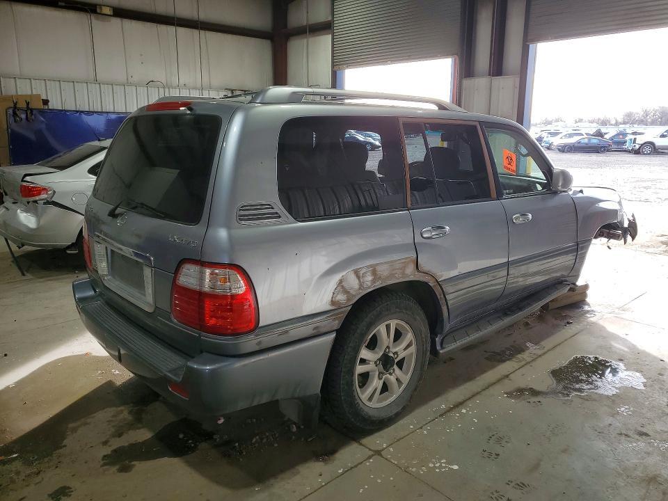 2004 LEXUS LX 470 BASE — Фото 3 из 13