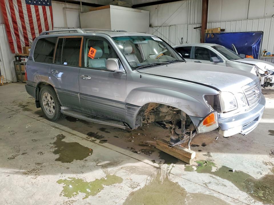 2004 LEXUS LX 470 BASE — Фото 4 из 13