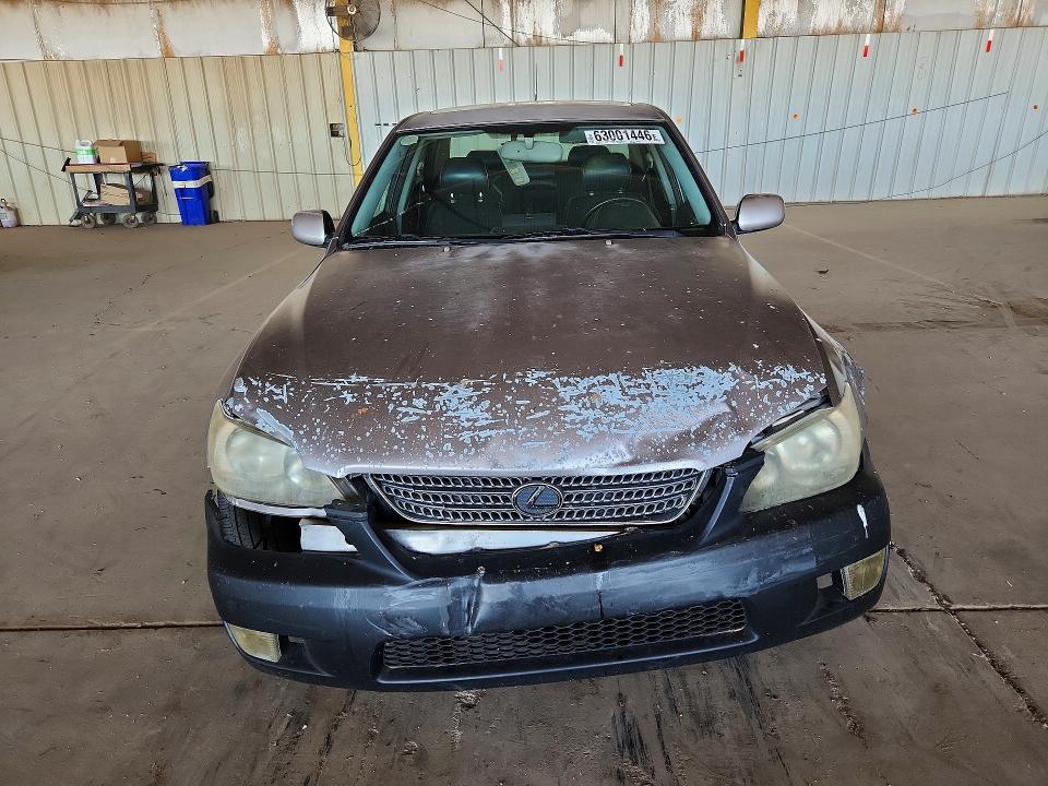 JTHBD192640088077 2004 LEXUS IS photo no. 5