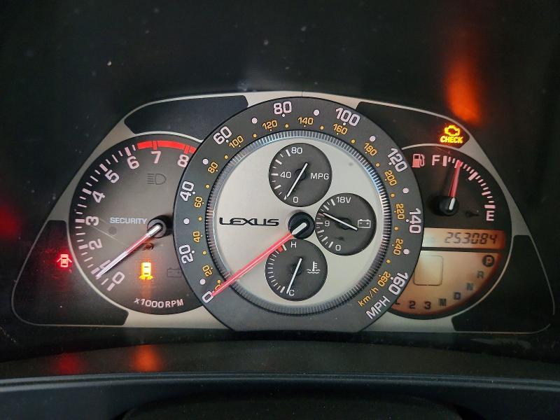 JTHBD192640088077 2004 LEXUS IS photo no. 9
