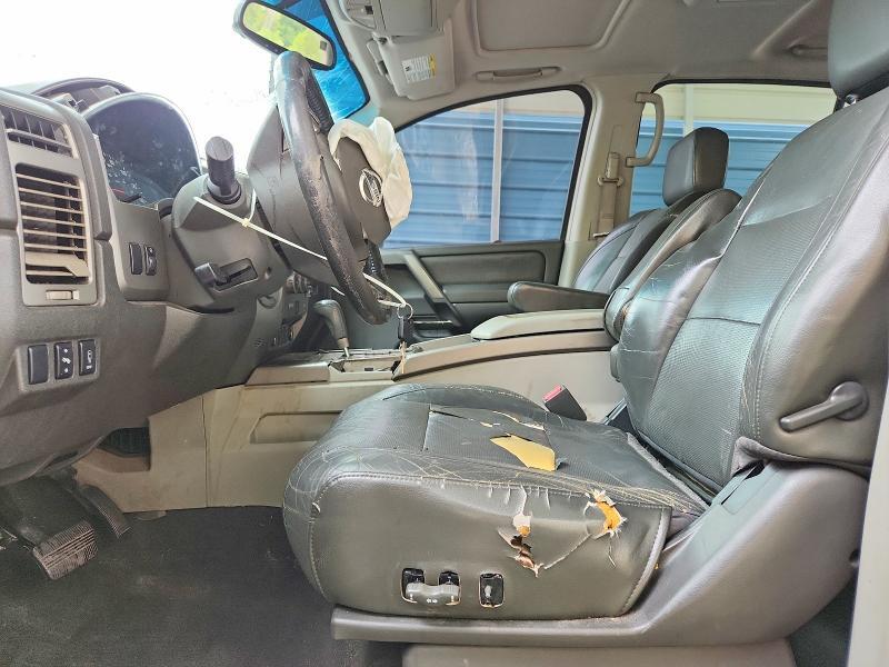2004 NISSAN ARMADA SE — Фото 7 из 13