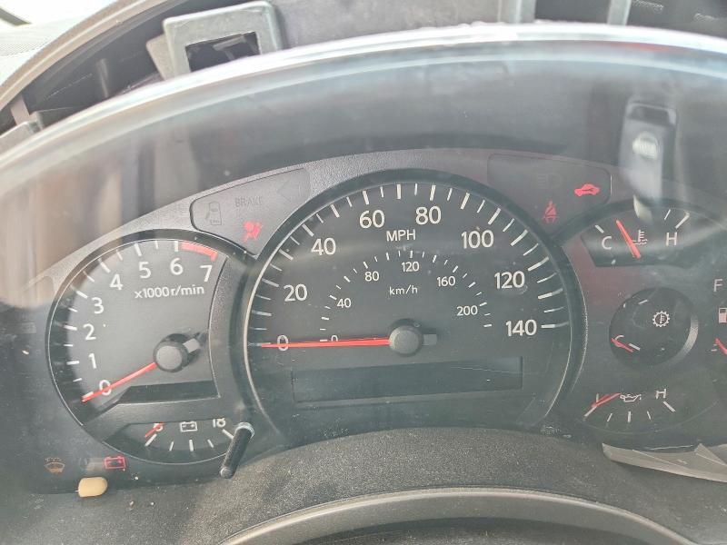 2004 NISSAN ARMADA SE — Фото 9 из 13
