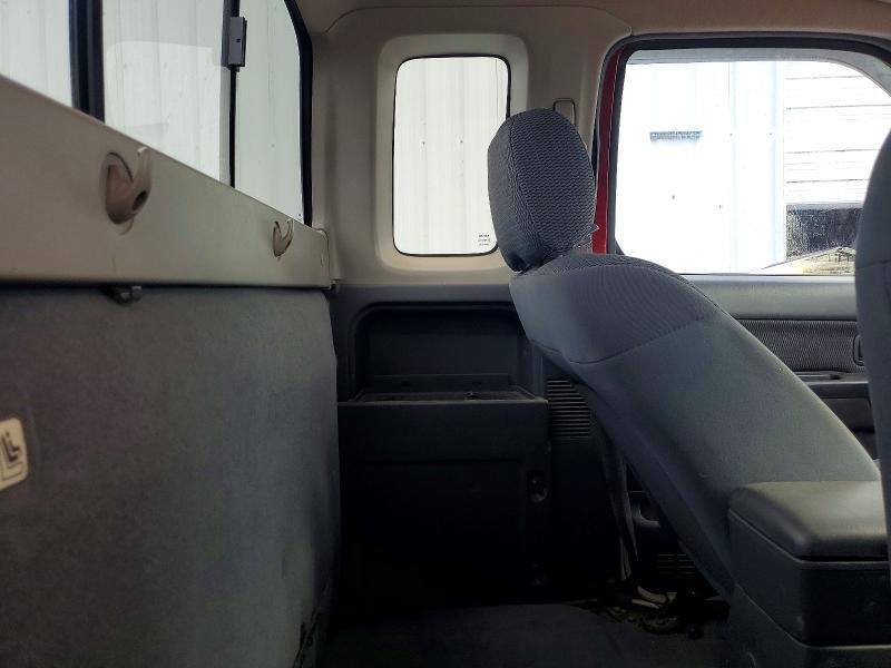 1N6DD26T14C471059 2004 NISSAN FRONTIER photo no. 10
