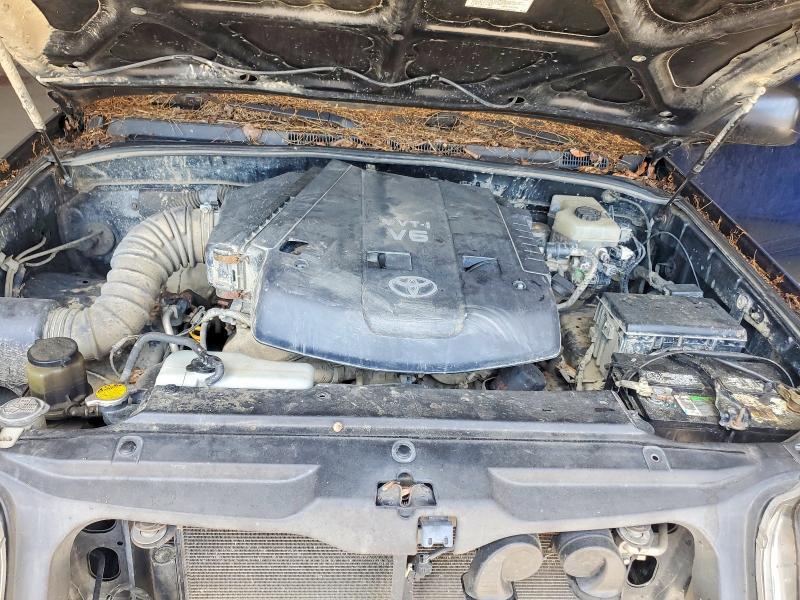 2004 TOYOTA 4RUNNER SR5 — Фото 12 из 13