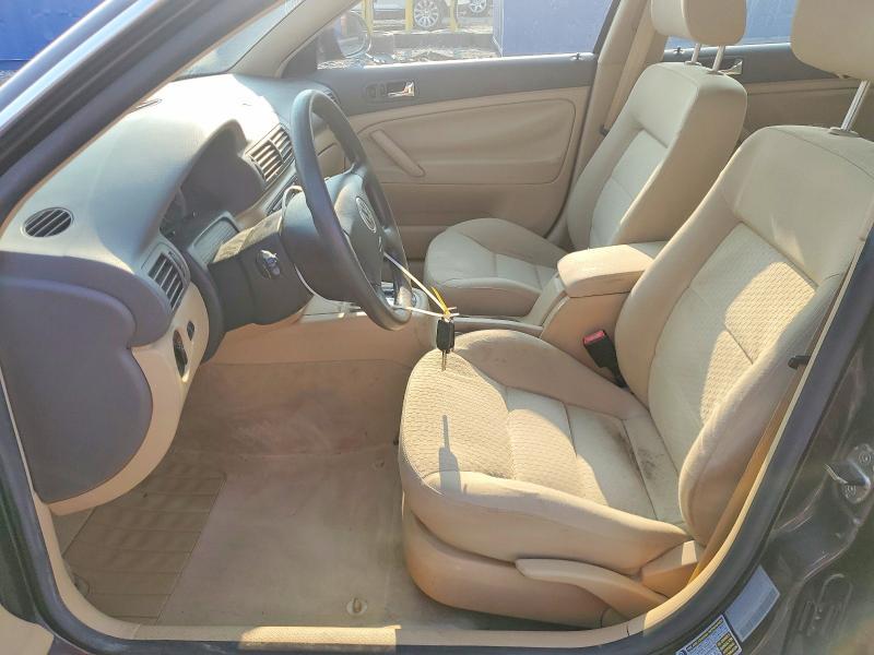 2004 VOLKSWAGEN PASSAT GLS — Фото 7 из 12