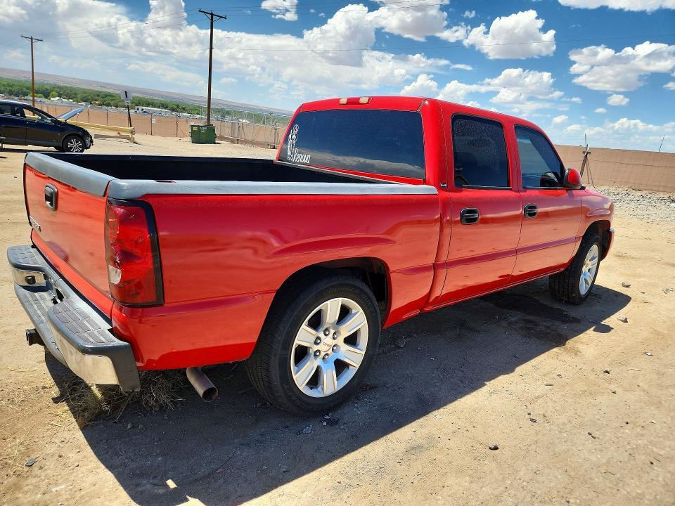 2005 GMC NEW SIERRA C1500 — Фото 3 из 12