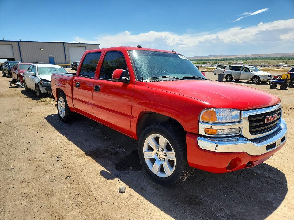 2005 GMC NEW SIERRA C1500 — Фото 4 из 12