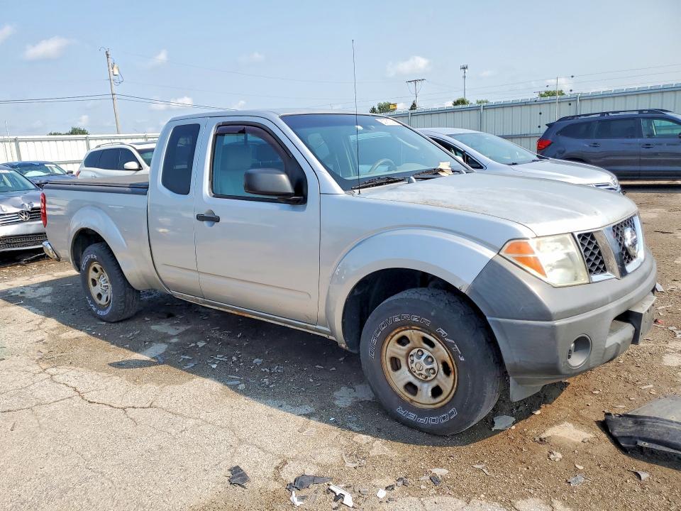 2005 NISSAN FRONTIER XE — Фото 4 из 12
