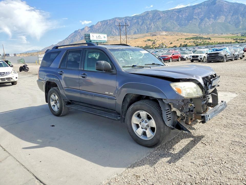2005 TOYOTA 4RUNNER SR5 — Фото 4 из 13