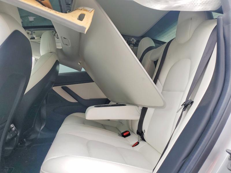 2018 TESLA MODEL 3 — Фото 10 из 12