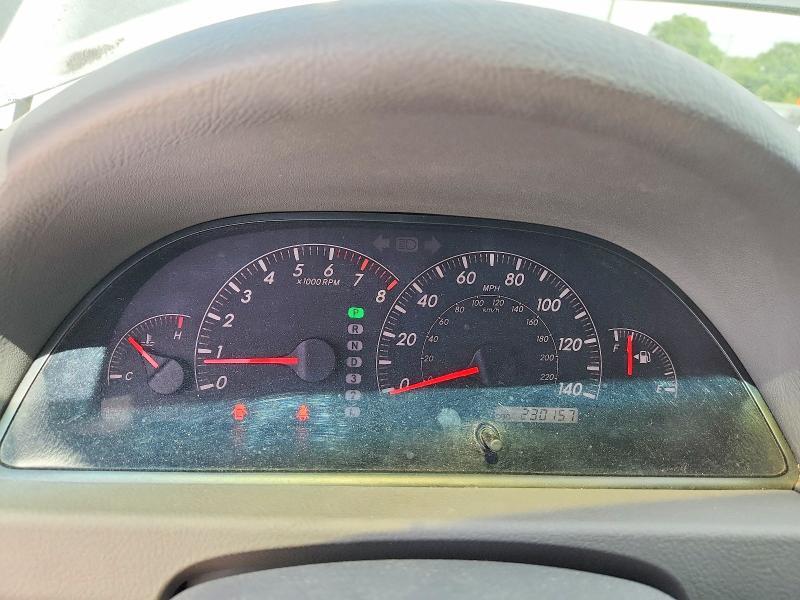 2005 TOYOTA CAMRY LE — Фото 9 из 12