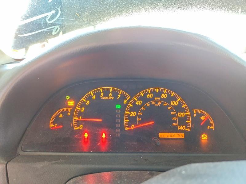 4T1BE32K75U981823 2005 TOYOTA CAMRY photo no. 9