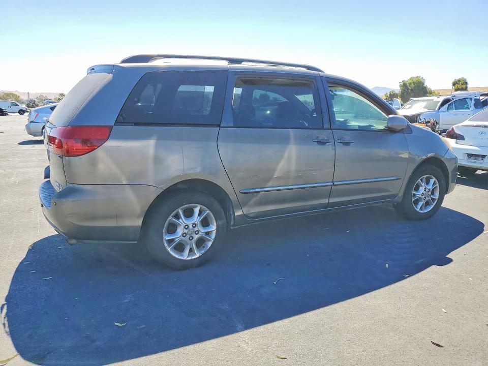 2005 TOYOTA SIENNA XLE LIMITED 7 PASSENGER — Фото 3 из 12
