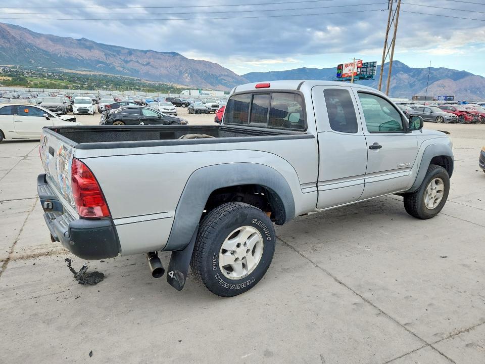 2005 TOYOTA TACOMA ACCESS CAB — Фото 3 из 12