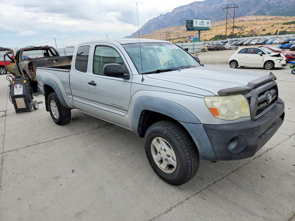 2005 TOYOTA TACOMA ACCESS CAB — Фото 4 из 12