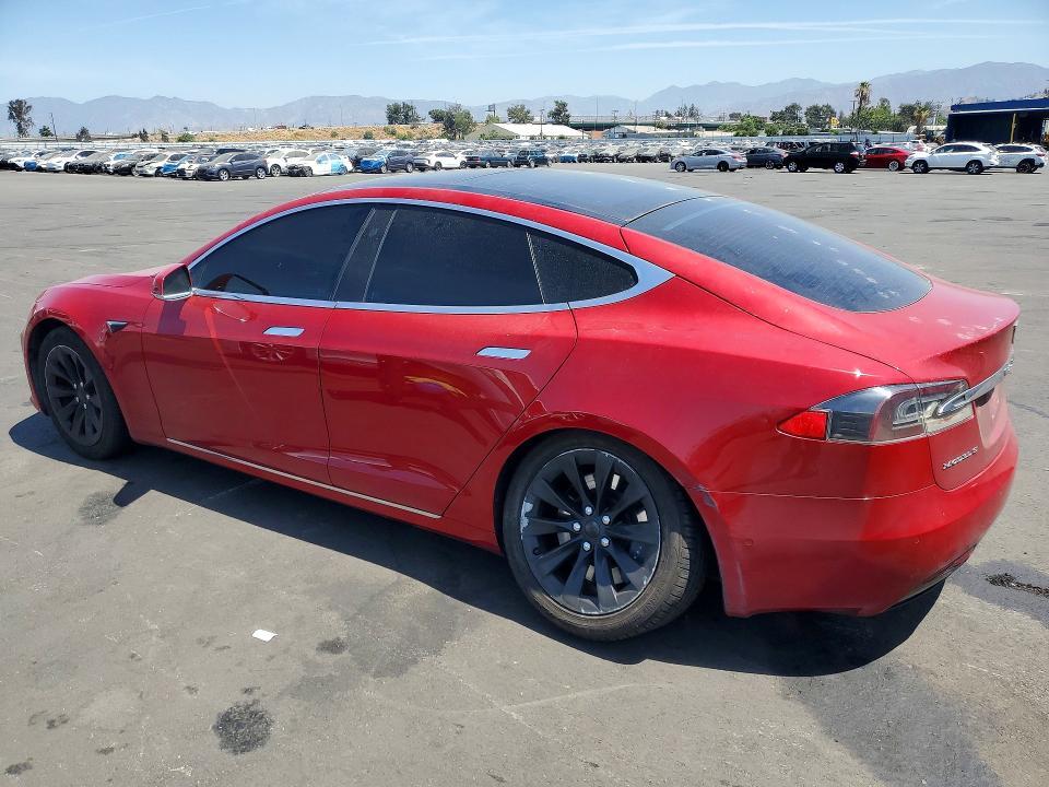 2018 TESLA MODEL S — Фото 2 из 12