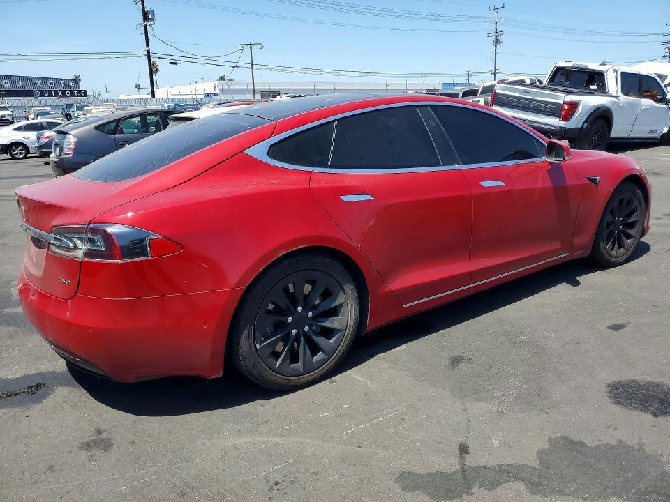 2018 TESLA MODEL S — Фото 3 из 12