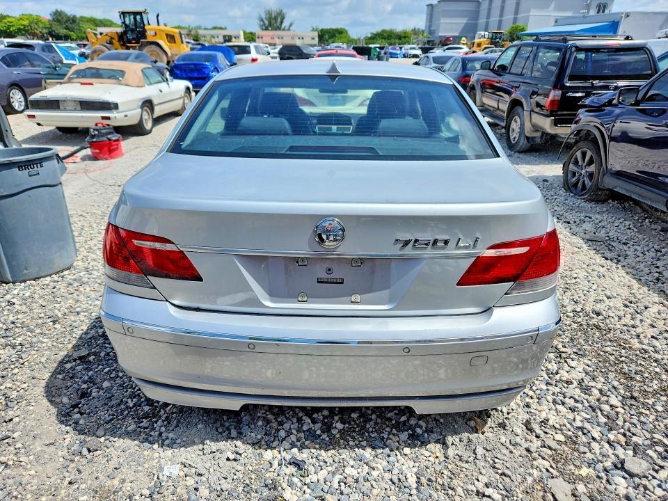 2006 BMW 750 LI — Фото 6 из 12