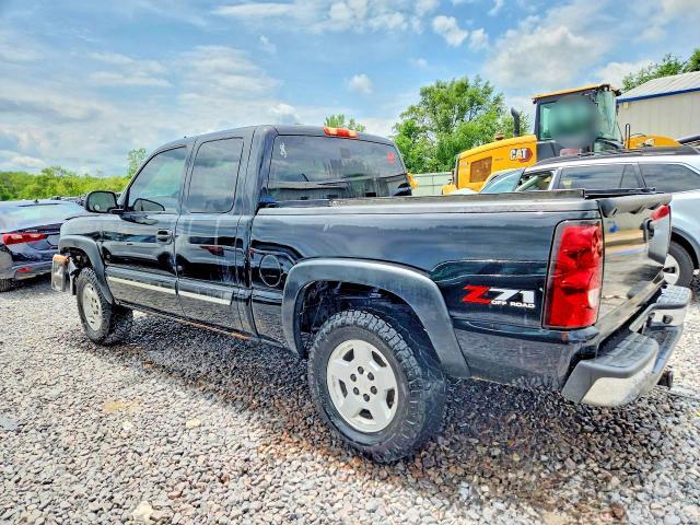 2006 CHEVROLET SILVERADO K1500 — Фото 2 из 12
