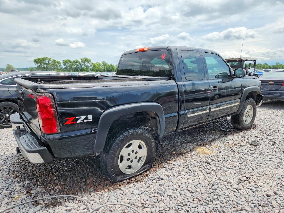 2006 CHEVROLET SILVERADO K1500 — Фото 3 из 12