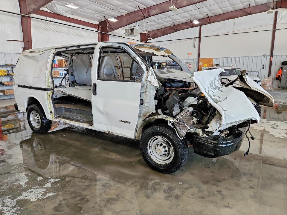 1GCHG35U561241910 2006 CHEVROLET EXPRESS G3500 photo no. 4