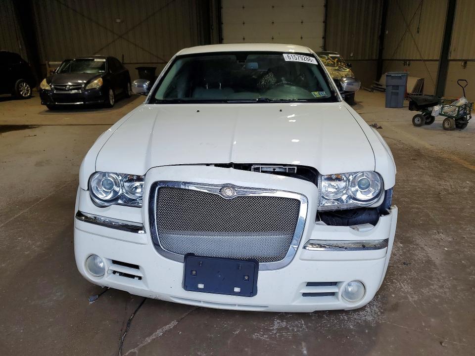 2C3KA63H76H529125 2006 CHRYSLER 300C photo no. 5
