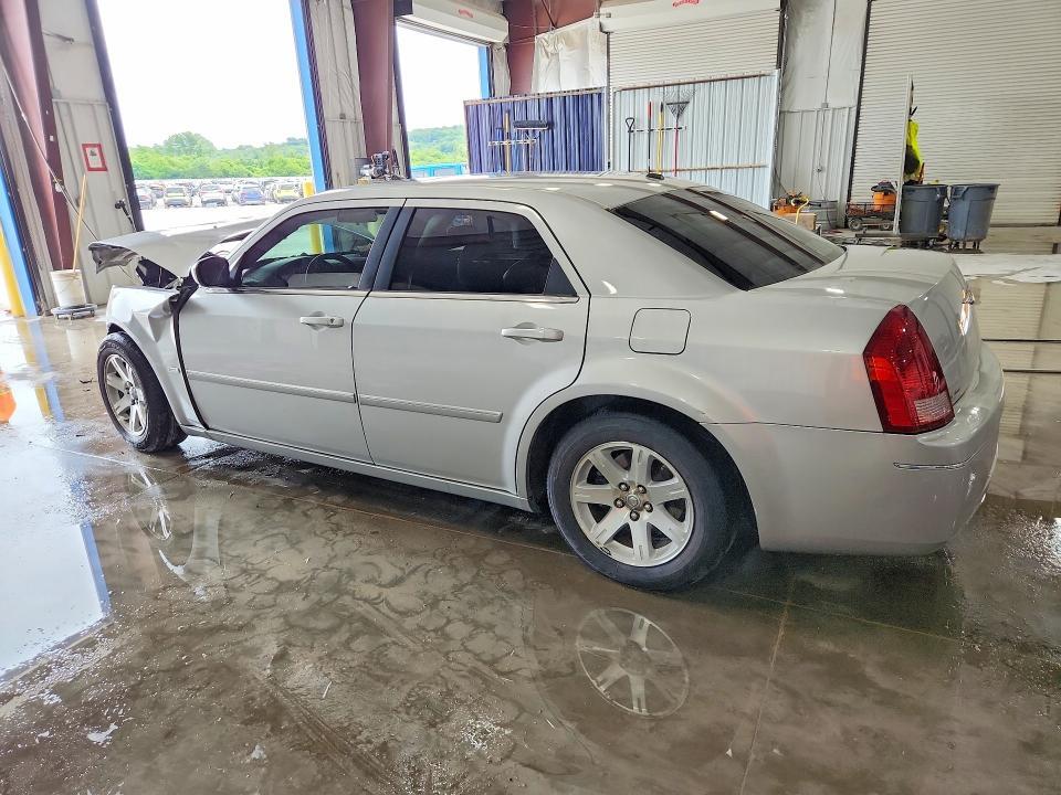 2006 CHRYSLER 300 TOURING — Фото 2 из 13