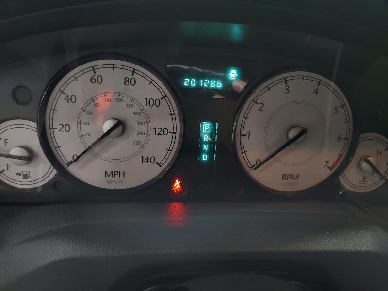 2006 CHRYSLER 300 TOURING — Фото 9 из 13