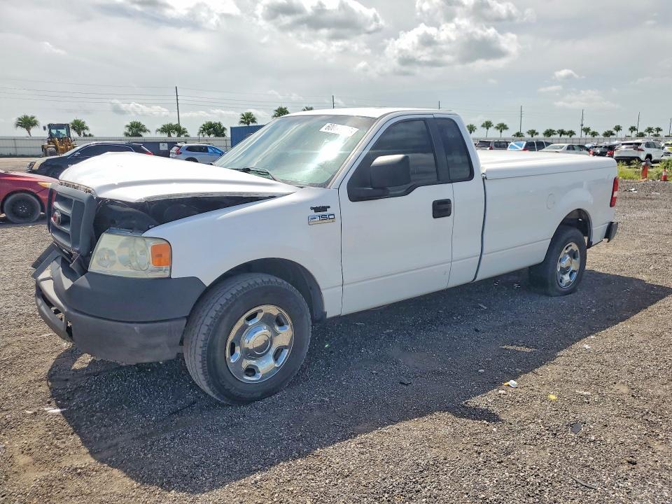 1FTRF12226NB85318 2006 FORD F150 photo no. 1
