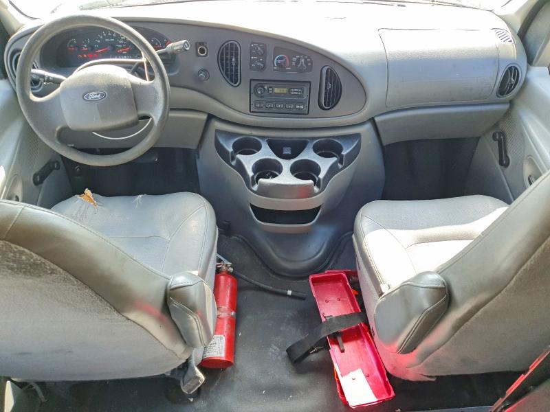 2006 FORD ECONOLINE E250 VAN — Фото 8 из 13