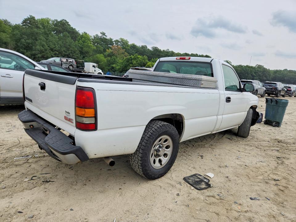 2006 GMC NEW SIERRA C1500 — Фото 3 из 12