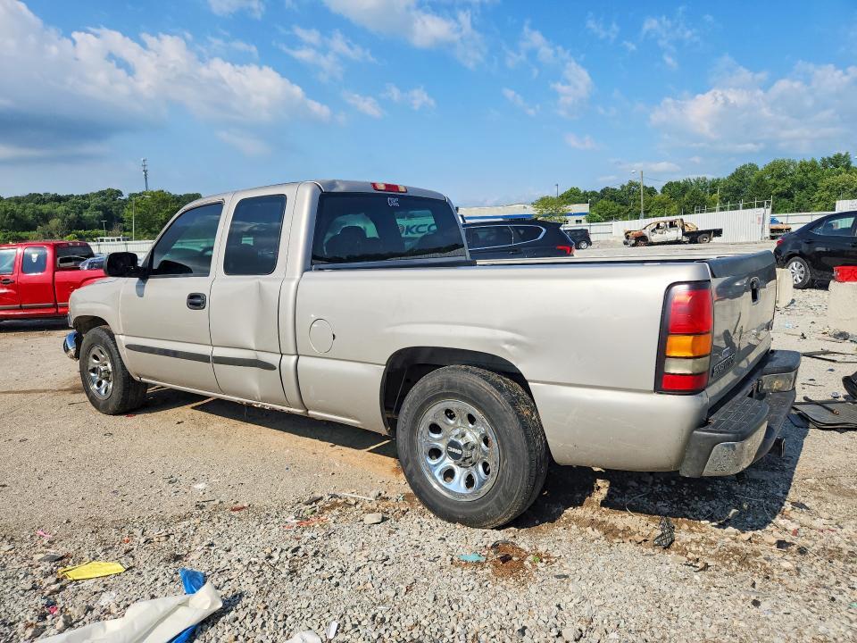 2006 GMC NEW SIERRA C1500 — Фото 2 из 12